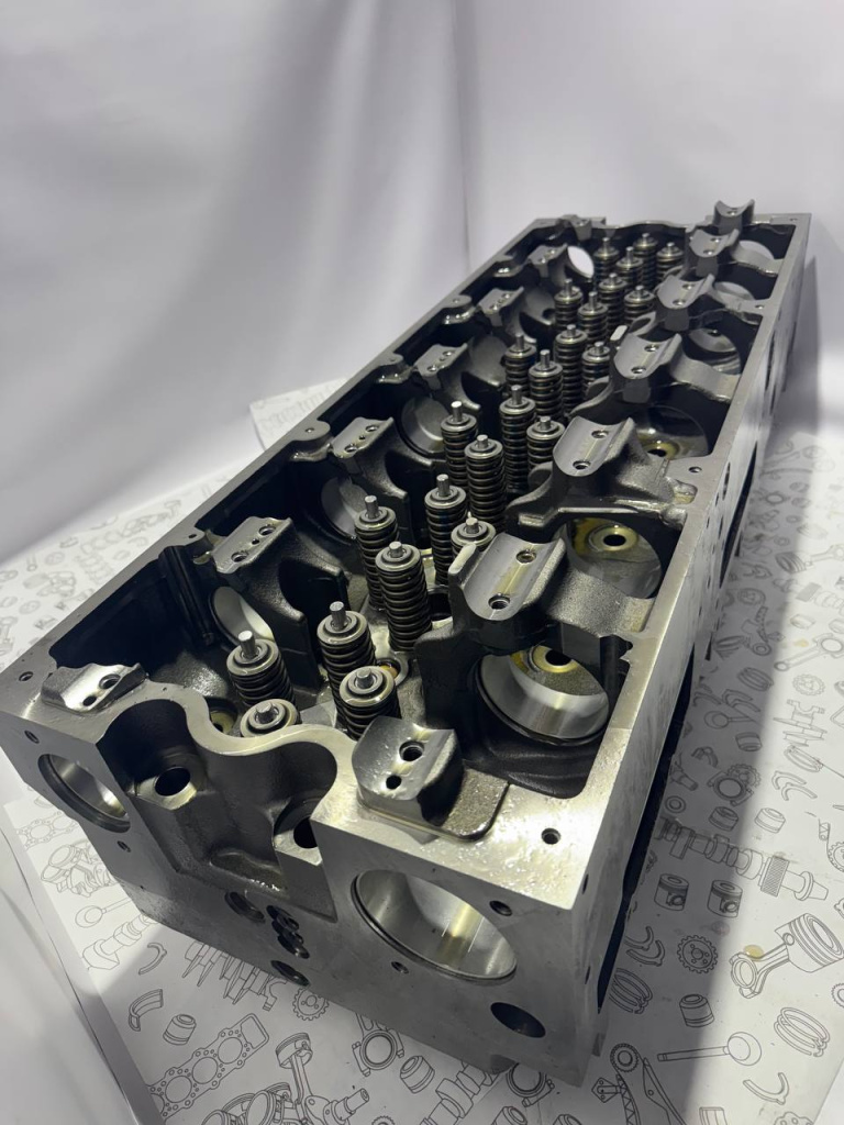 Головка блока (с клапанами) Cummins ISX QSX 2 вала  4962732  Henan Ola Marine Diesel Engine Co., Ltd