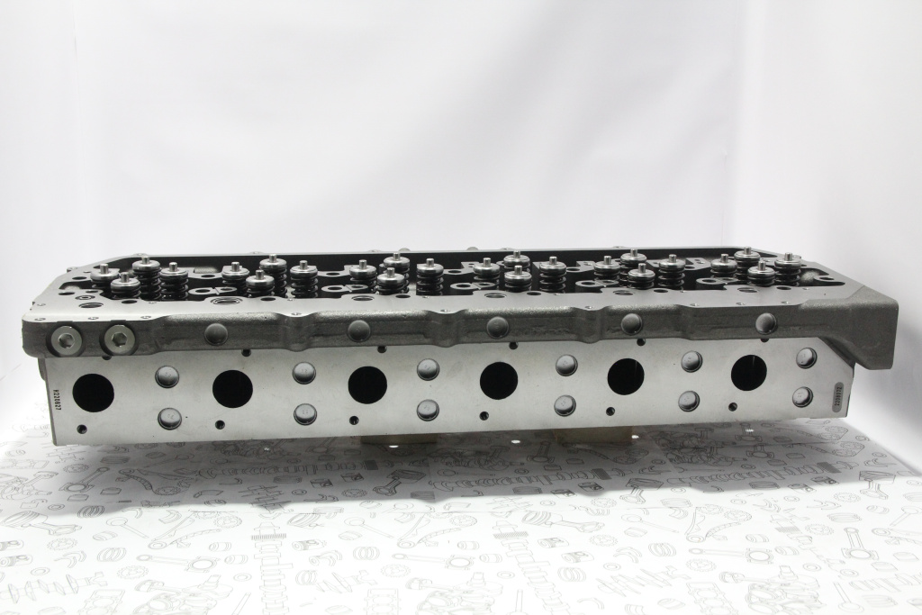 Головка блока цилиндров cat C13, C11 с клапанами 3050617, 2240878, 224-0878, 2408271, 240-8271, 2496672, 249-6672, 2574095, 257-4095 305-0617  Henan Ola Marine Diesel Engine Co., Ltd