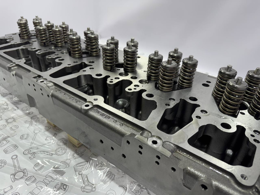 Головка блока цилиндров cat C10, C12 с клапанами 1482144, 1300911,130-0911, 1165369, 116-5369, 1337052, 133-7052, 2166951, 216-6951 148-2144  Henan Ola Marine Diesel Engine Co., Ltd