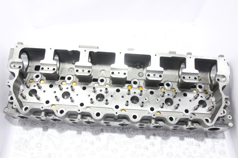 Головка блока цилиндров cat C15, C18 без клапанов 2237263, 2445849, 244-5849, 2436741, 243-6741, 2430943, 243-0943, 5839600, 583-9600, 3123565, 312-3565