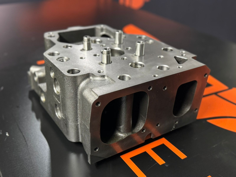 Головка блока цилиндров 3500 электр. 2425328, 1541612, 154-1612, 145-3216, 317-2440, 161-2508, 210-4257, 1453216, 3172440, 1612508, 2104257